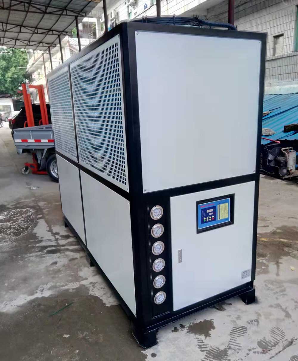 Zamanında teslim edilen 30HP hava soğutmalı soğutma grubu